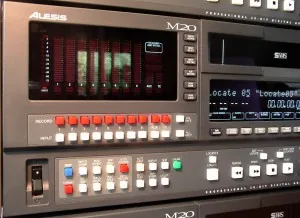 Alesis M20 ADAT