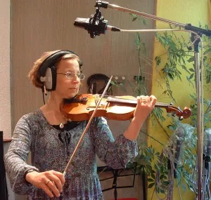 Alison Francis-Black on the fiddle…